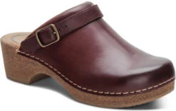 Front Page -Fashion Shoes Store aetrex womens beckie cork clog burgundy lc208w 35076.1758914581