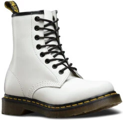Dr. Martens Women's 1460 Smooth -Fashion Shoes Store dr martens unisex 1460 smooth white r11821100 38222.1638027619