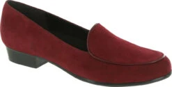 Munro Mallory -Fashion Shoes Store munro mallory cranberry suede m206236 34615.1555030943