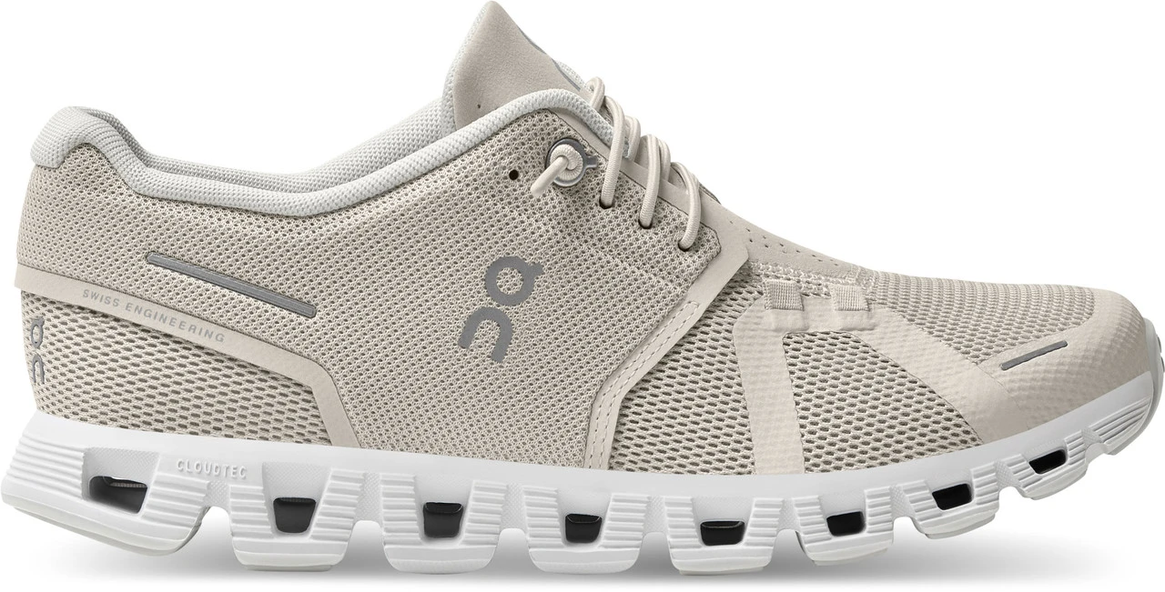 On Running Women's Cloud 5 17 On Running Women's Cloud 5 - Image 15